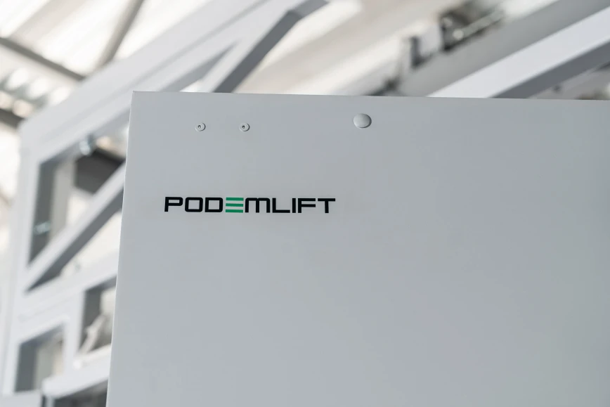 PODEMLIFT® 2XС-2500 | Высота подъема 3,5 м | Размер платформы 1,5*1,5*2,5 Фото